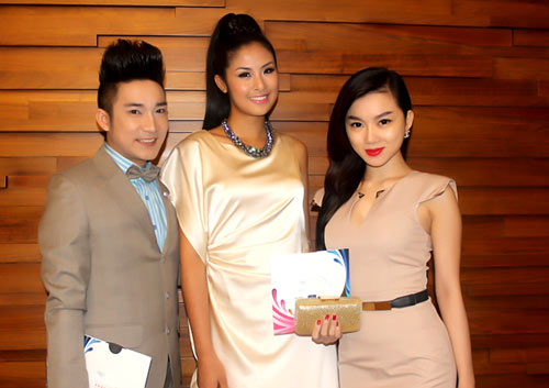 4 kiểu tóc đẹp mê mẩn của Hoa hậu - 15